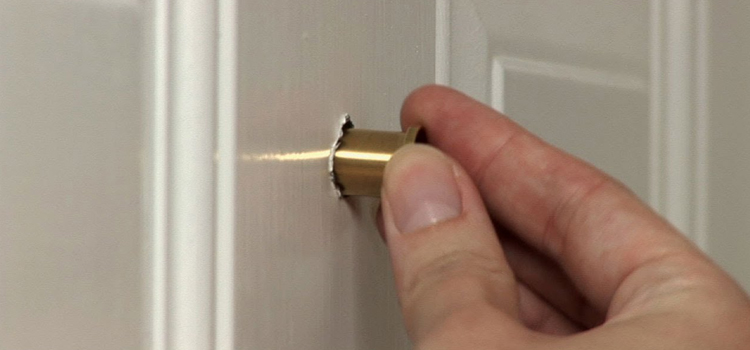 peephole door repair in East Los Angeles