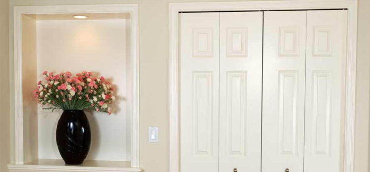 residential closet door repair in East Los Angeles